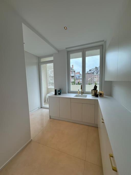 Appartement Neuf En Plein Centre Namur Exterior photo